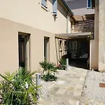 Interno 2 Centro