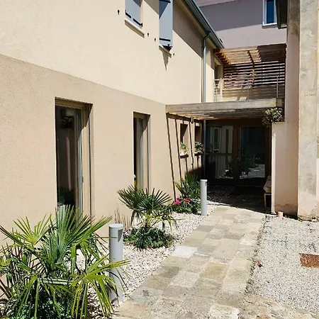 Interno 2 Centro