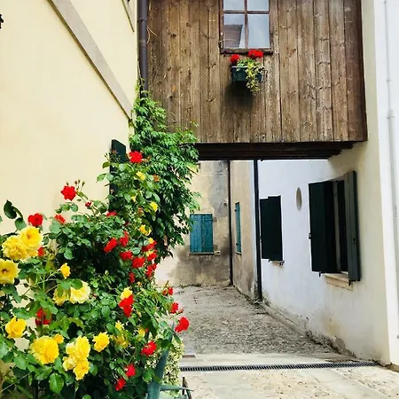 Interno 2 Centro * אסטה